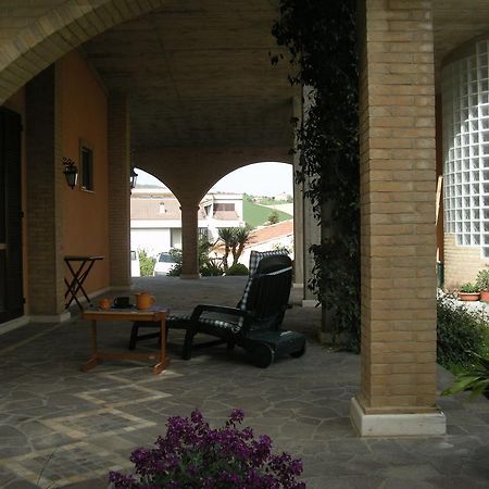 Bed And Breakfast San Martino Castignano Extérieur photo
